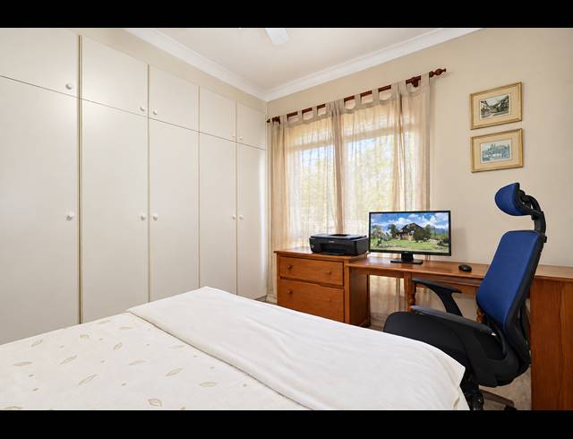 2 BEDROOM TOWNHOUSE FOR SALE IN WATERFALL